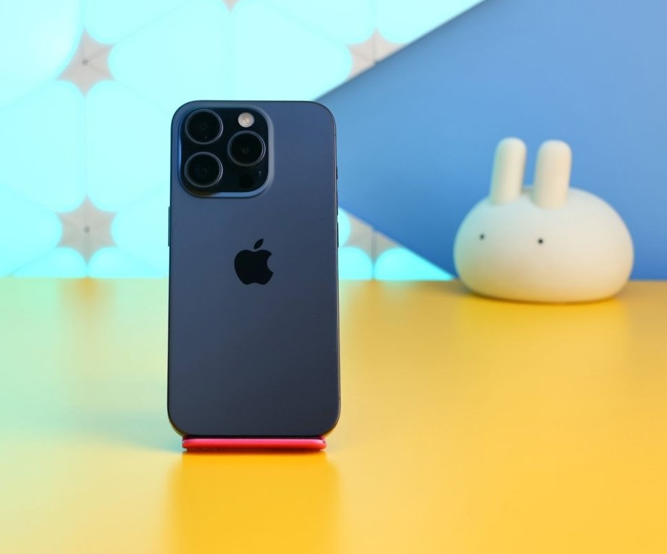 Смартфон Apple iPhone 15 Pro 256GB eSIM Blue Titanium БУ недорого