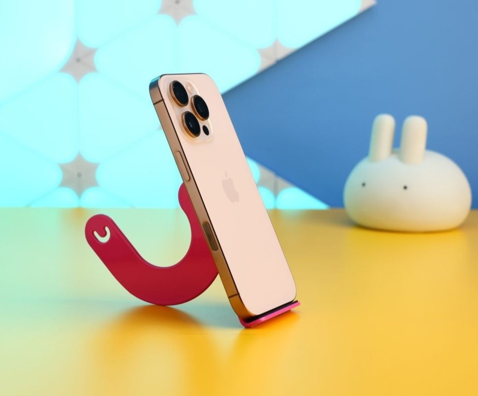 Смартфон Apple iPhone 16 Pro 256GB Desert Titanium БУ недорого