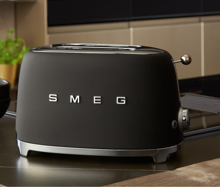 Тостер Smeg TSF01CREU в Дніпрі недорого
