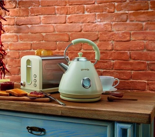Електрочайник Gorenje у ретро-стилі