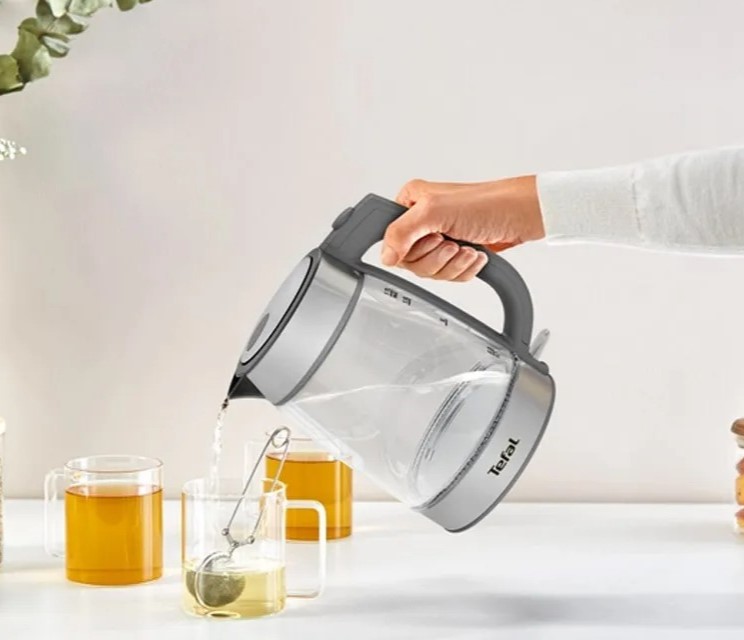 Скляна модель електрочайника Tefal