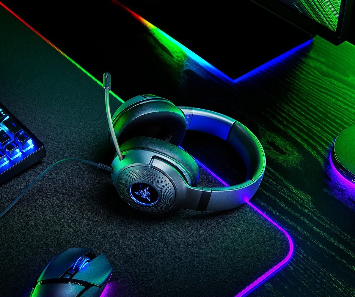 Купить наушники Razer в Touch недорого