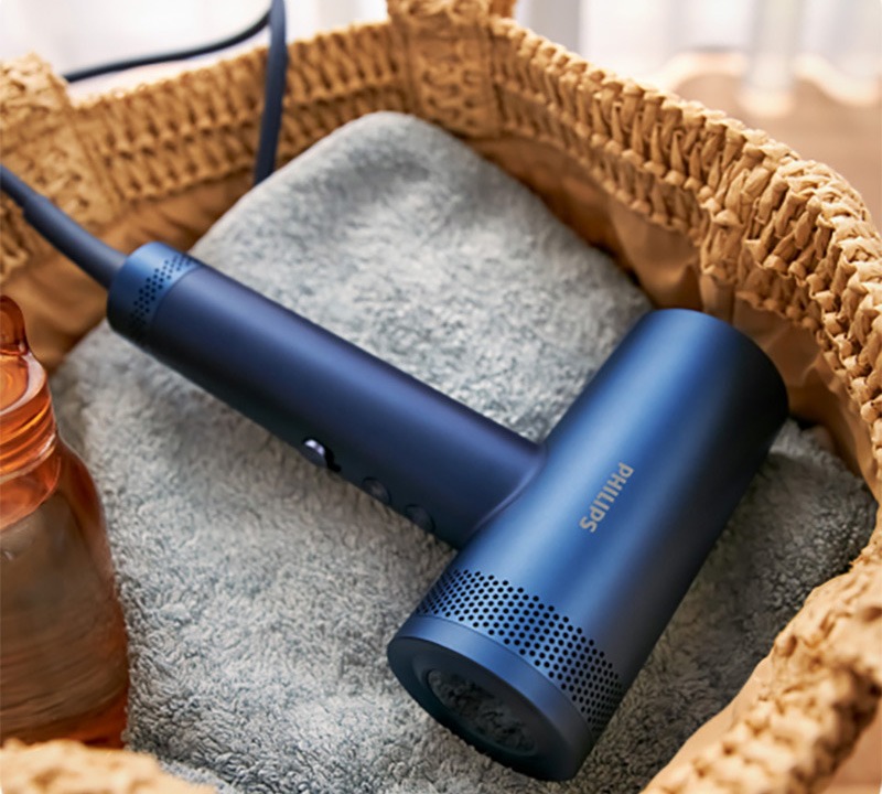 фен Philips з режимом автоочистки
