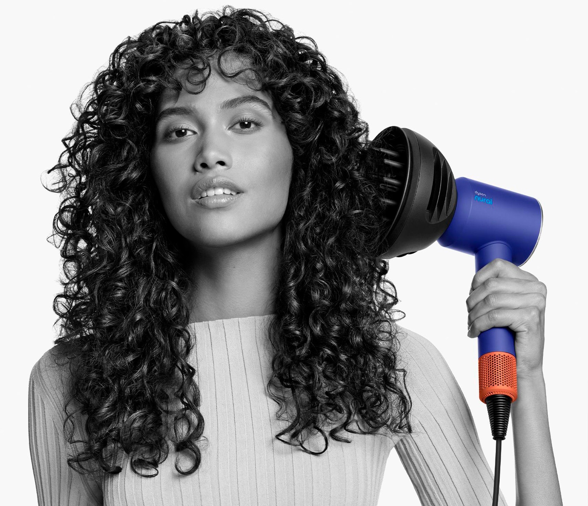 Фен Dyson Supersonic купити в Дніпрі