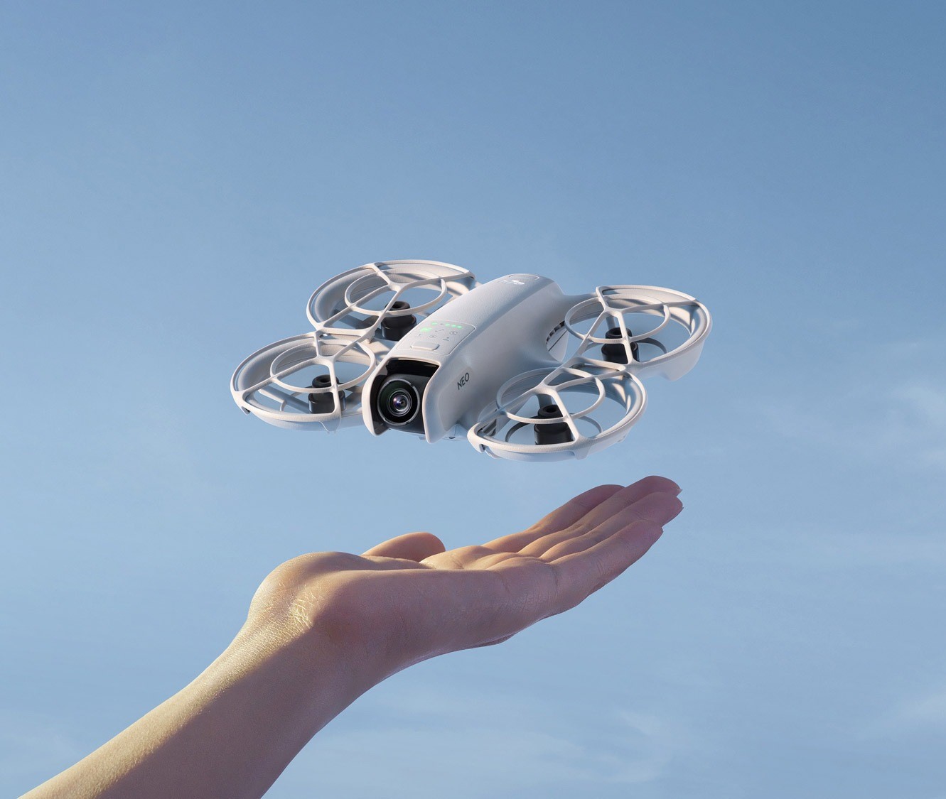 Квадрокоптер DJI Neo Motion Fly More Comb в Дніпрі недорого