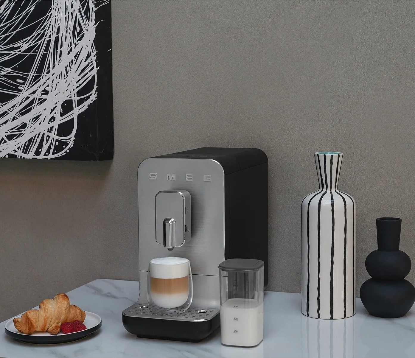 Купить стильную кофемашину Smeg