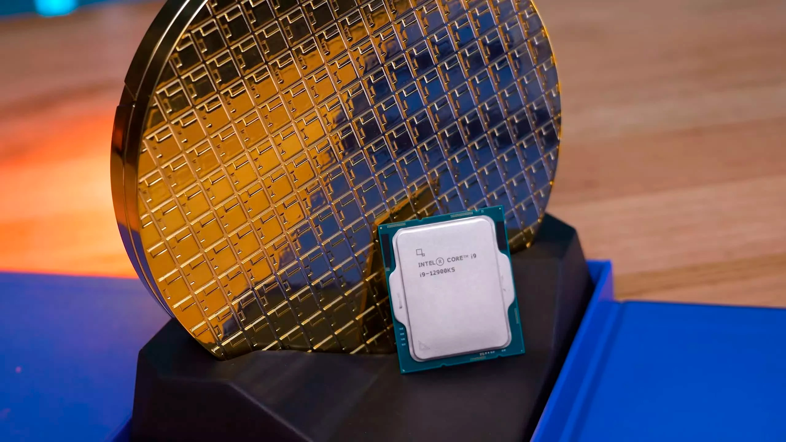 ≡ Процессор Intel Core i9-12900KS Box (BX8071512900KS) UA