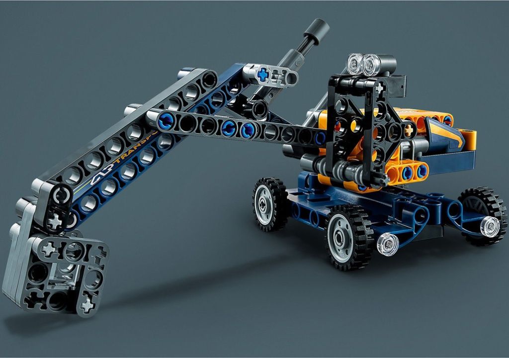 4215921340_w640_h640_4215921340.jpg