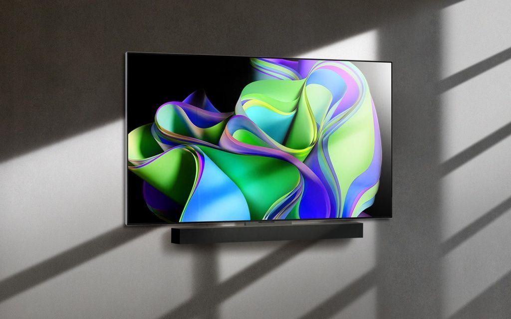 Відео починається зі слів LG OLED evo на чор.jpg Відео починається зі слів LG OLED evo на чор.jpg