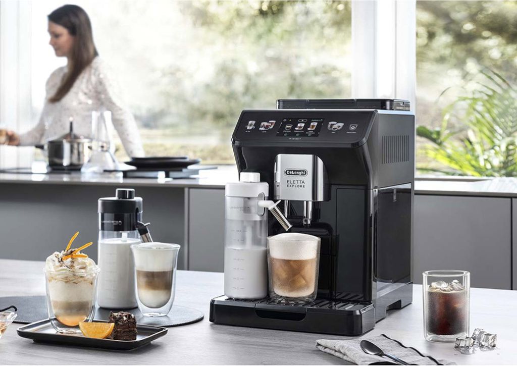 machine-aa-cafe-en-grains-delonghi-eletta-explore-ecam-45065g-94-de-cadeaux-exclusifs-1.jpg machine-aa-cafe-en-grains-delonghi-eletta-explore-ecam-45065g-94-de-cadeaux-exclusifs-1.jpg