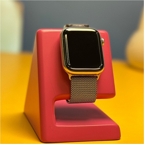 Смарт-часы Apple Watch Series 4 GPS 44mm Silver Aluminum Case with White Sport Band MU6A2 (KDTC) Б/У