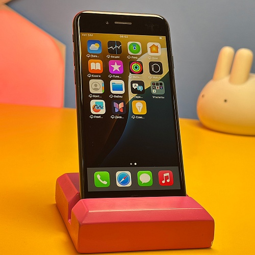 Смартфон Apple iPhone SE (2020) 64GB Black (6705) Б/У