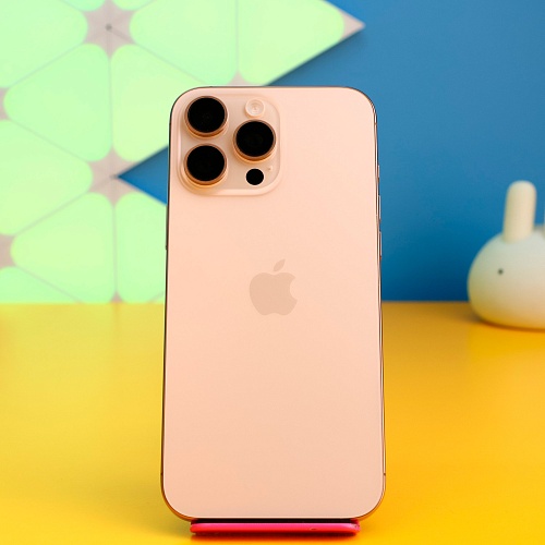 Смартфон Apple iPhone 16 Pro Max 256GB Desert Titanium (MYWX3) Б/У - придбати в Дніпрі, Україні: ціна, характеристики | інтернет-магазин TOUCH