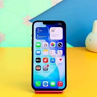 Смартфон Apple iPhone 13 128GB Midnight (MLPF3) Б/У