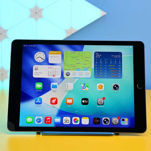 Планшет Apple iPad 10.2 (2021) 64GB Wi-Fi + Cellular Space Gray (MK473) Б/У