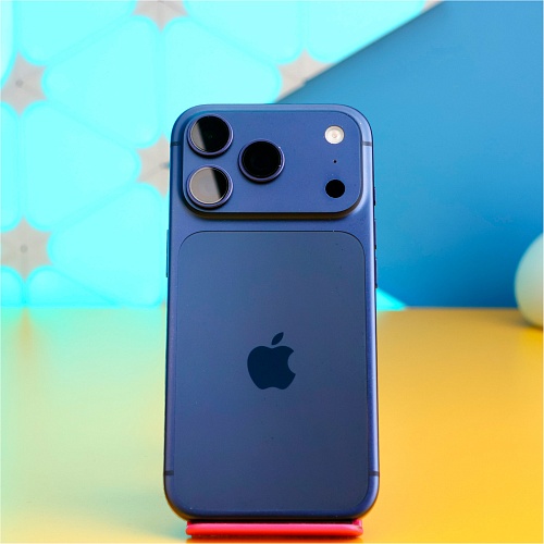 Смартфон Apple iPhone 17 Pro 256GB Deep Blue (MG8J4) Б/У