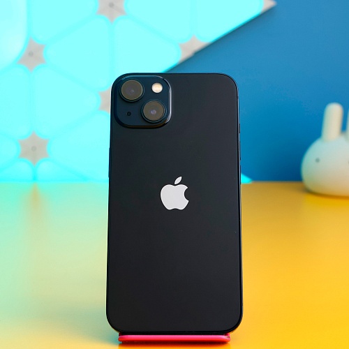 Смартфон Apple iPhone 13 256GB Midnight (MLQ63) Б/У