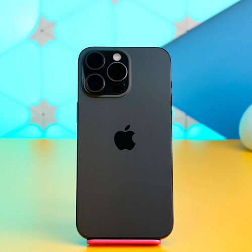 Смартфон Apple iPhone 15 Pro Max 256GB Black Titanium (MU773) Б/У