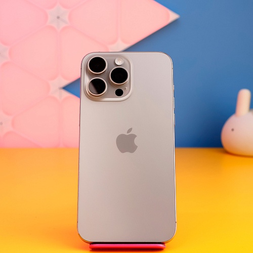 Смартфон Apple iPhone 15 Pro Max 256GB Natural Titanium (MU793) Б/У