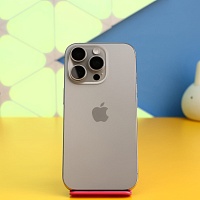 Смартфон Apple iPhone 16 Pro 128GB Natural Titanium (MYNG3) Б/У