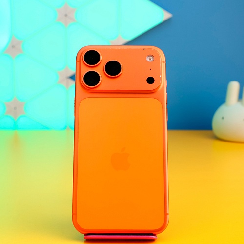 Смартфон Apple iPhone 17 Pro Max 256GB Cosmic Orange (MFYN4) Б/У