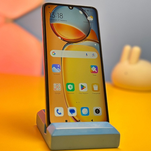 Смартфон  Redmi 13C 6/128GB Midnight Black Global EU (6647) Б/У