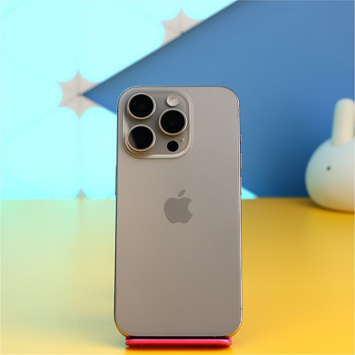 Смартфон Apple iPhone 15 Pro 128GB Natural Titanium (MTUX3) Б/У - придбати в Дніпрі, Україні: ціна, характеристики | інтернет-магазин TOUCH