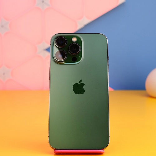 Смартфон Apple iPhone 13 Pro 256GB Alpine Green (MNDU3) Б/У