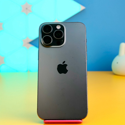 Смартфон Apple iPhone 15 Pro Max 256GB Black Titanium (MU773) Б/У