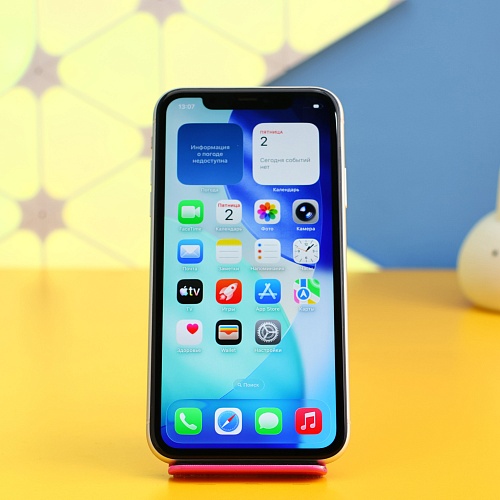 Смартфон Apple iPhone 11 128GB White (MWLF2) Б/У