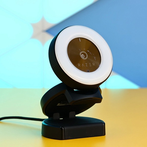 Веб-камера Razer Kiyo Black (RZ19-02320100-R3M1) Б/У