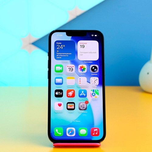 Смартфон Apple iPhone 13 128GB Midnight (MLPF3) Б/У