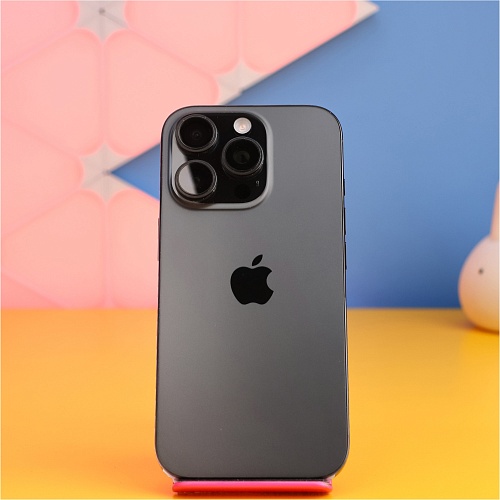 Смартфон Apple iPhone 16 Pro 256GB Black Titanium (MYNH3) Б/У