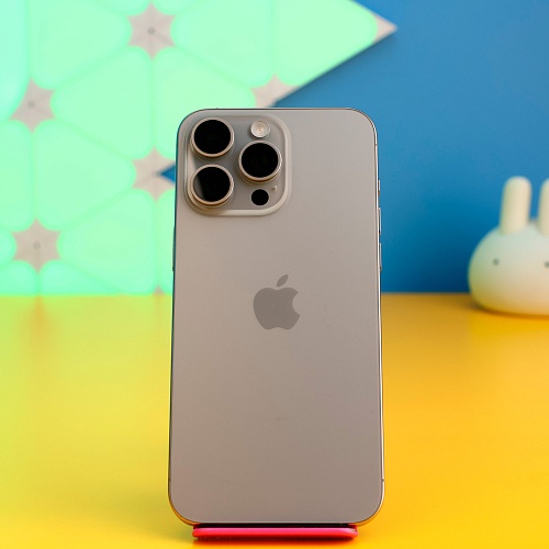 Смартфон Apple iPhone 15 Pro Max 256GB Natural Titanium (MU793) Б/У