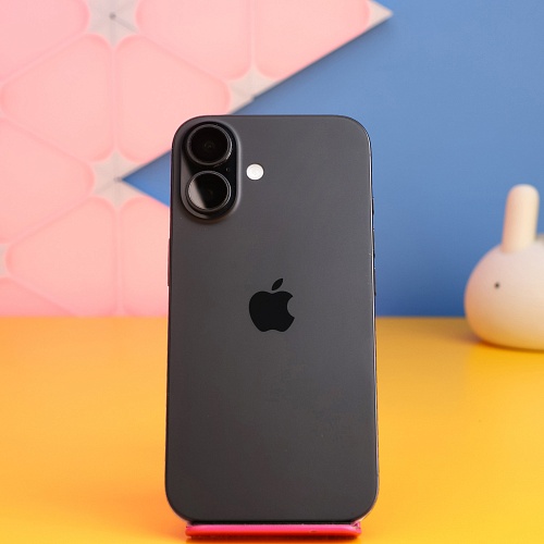 Смартфон Apple iPhone 16 256GB Black (MYEE3) Б/У