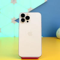 Смартфон Apple iPhone 13 Pro Max 128GB Silver (MLL73) Б/У