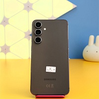 Смартфон Samsung Galaxy S24 FE 8/256GB Graphite (SM-S721BZKG) Б/У