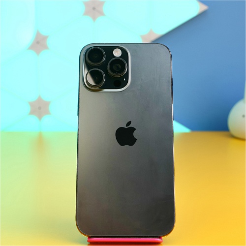 Смартфон Apple iPhone 16 Pro Max 256GB Black Titanium (MYWV3) Б/У