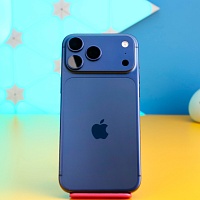 Смартфон Apple iPhone 17 Pro Max 256GB eSIM Deep Blue (MFXJ4) Б/У
