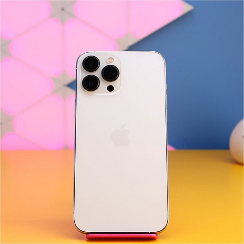 Смартфон Apple iPhone 13 Pro Max 256GB Silver (MLLC3) Б/У - придбати в Дніпрі, Україні: ціна, характеристики | інтернет-магазин TOUCH