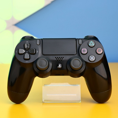 Геймпад Sony DualShock 4 V2 Black (9870357) Б/У