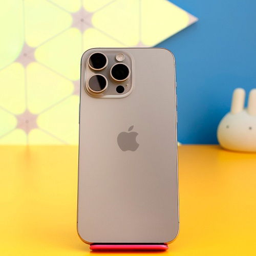 Смартфон Apple iPhone 15 Pro Max 256GB Natural Titanium (MU793) Б/У