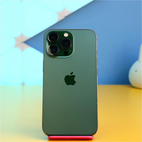 Смартфон Apple iPhone 13 Pro 128GB Alpine Green (MNDT3) Б/У