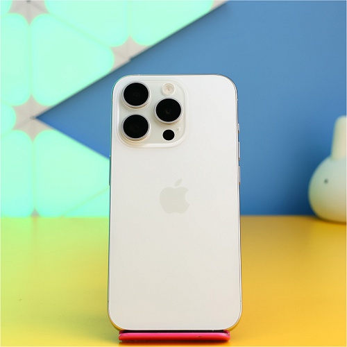 Смартфон Apple iPhone 15 Pro 512GB White Titanium (MTV83) Б/У