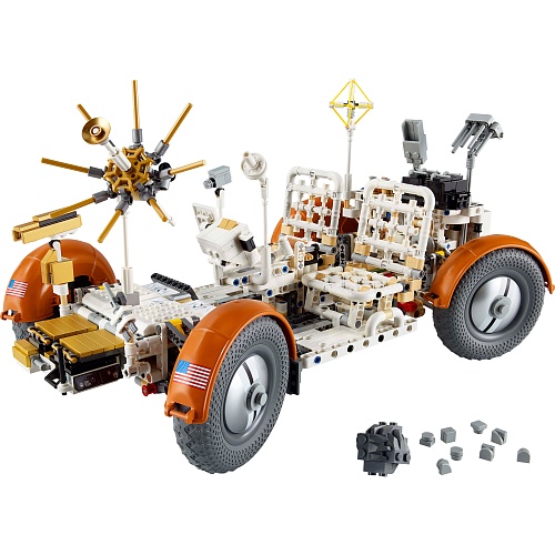 Конструктор LEGO Technic Лунный автомобиль NASA Apollo (42182) 