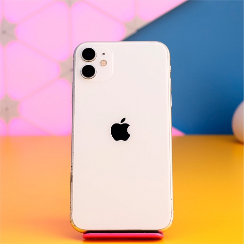 Смартфон Apple iPhone 11 64GB White (MWL82) Б/У