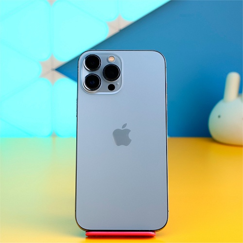 Смартфон Apple iPhone 13 Pro Max 256GB Sierra Blue (MLLE3) Б/У