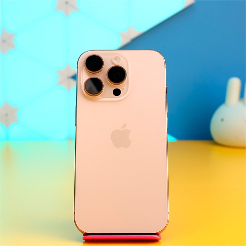 Смартфон Apple iPhone 16 Pro 128GB Desert Titanium (MYNF3) Б/У