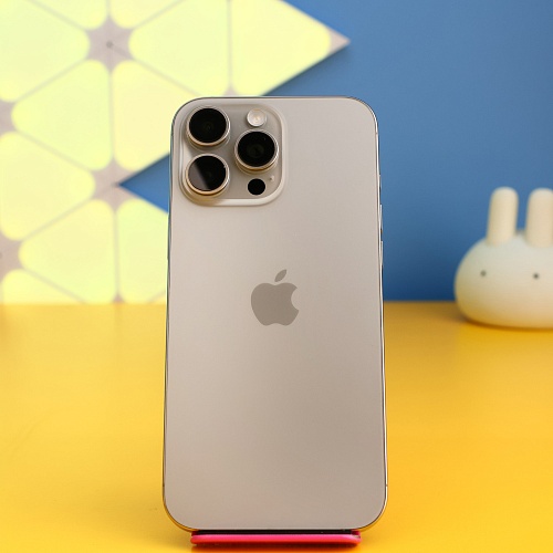 Смартфон Apple iPhone 16 Pro Max 512GB Natural Titanium (MYX33) Б/У