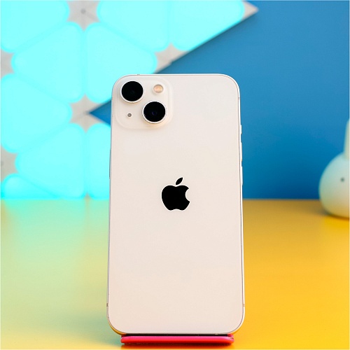 Смартфон Apple iPhone 13 256GB Starlight (MLQ73) Б/У